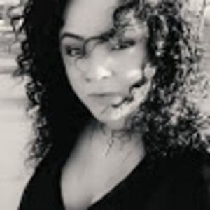 Meet your Posher, Sindia